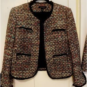 Ann Taylor size 8. Great for the holidays!